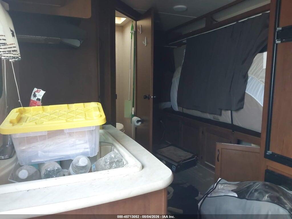 1UJBJHBL2F1JF0105 2015 JAYCO JAY FEATHER photo no. 8