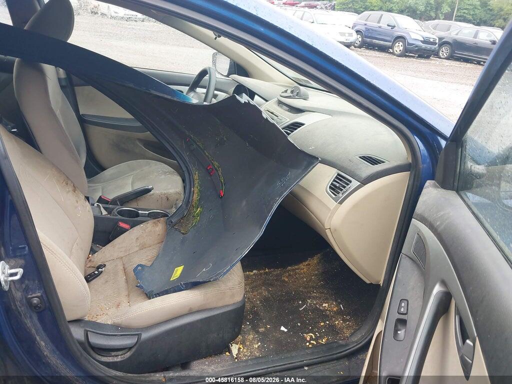 5NPDH4AE6GH732769 2016 HYUNDAI ELANTRA photo no. 5