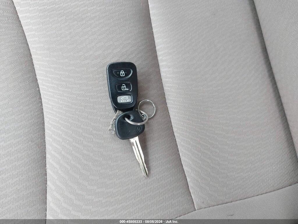 5NPDH4AE7GH790177 2016 HYUNDAI ELANTRA photo no. 11