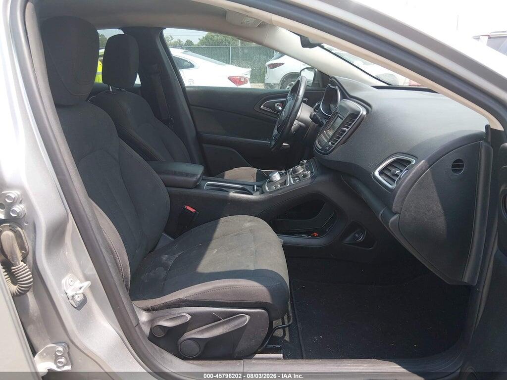1C3CCCAB1GN154921 2016 CHRYSLER 200 photo no. 5