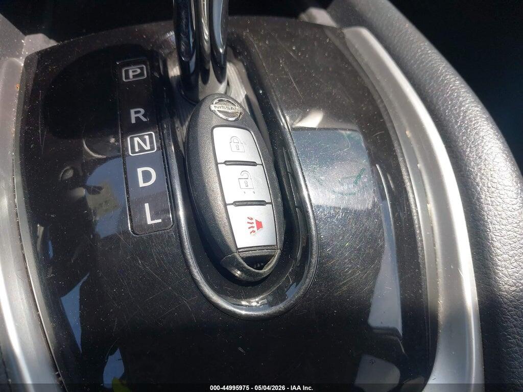 KNMAT2MV5GP660534 2016 NISSAN ROGUE photo no. 11