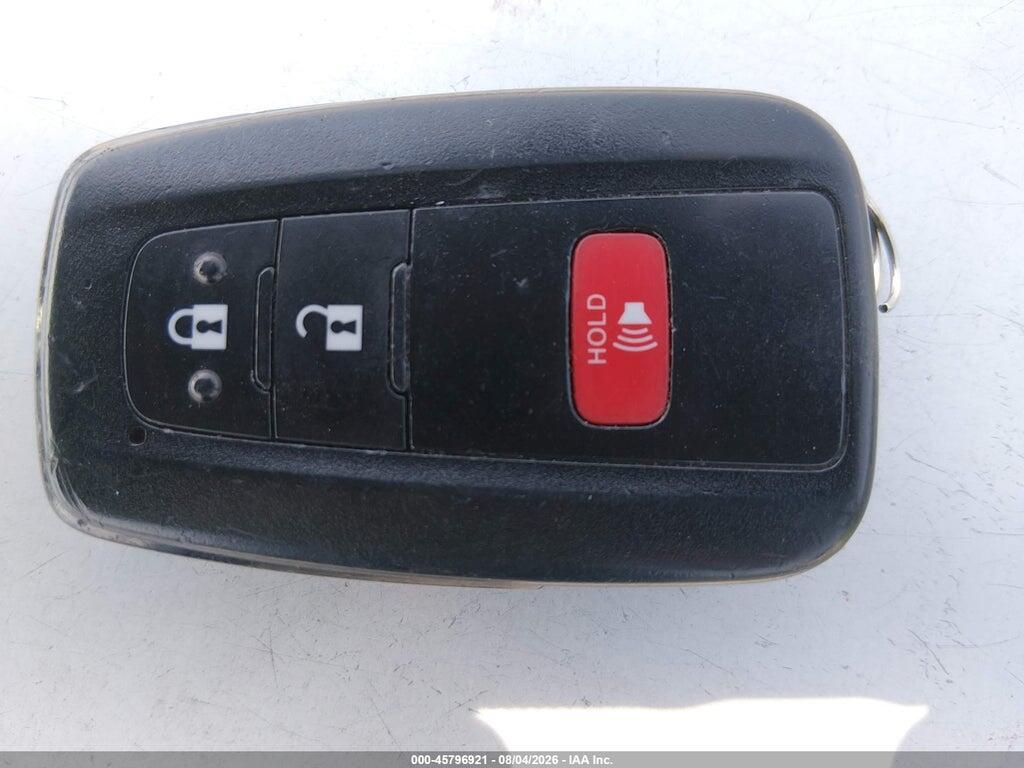 JTDKARFU0G3512841 2016 TOYOTA PRIUS photo no. 11