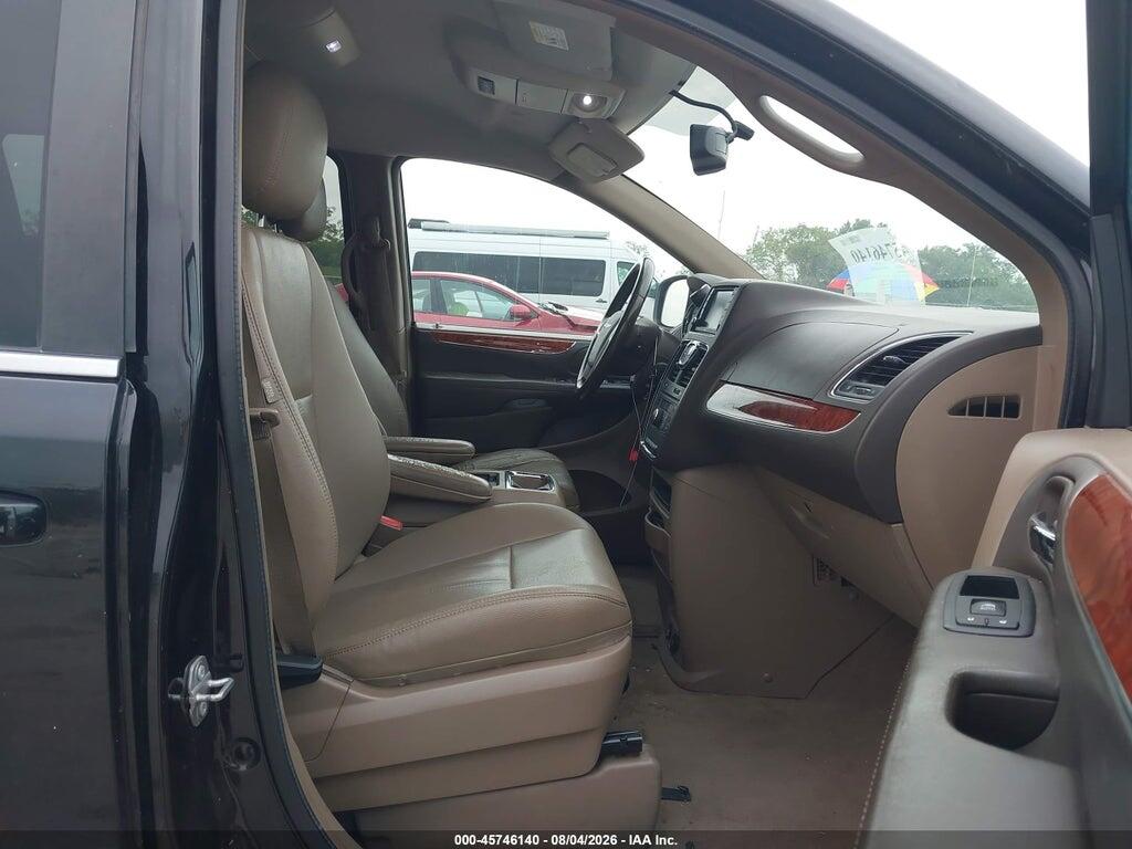 2C4RC1BG7GR293068 2016 CHRYSLER TOWN & COUNTRY photo no. 5