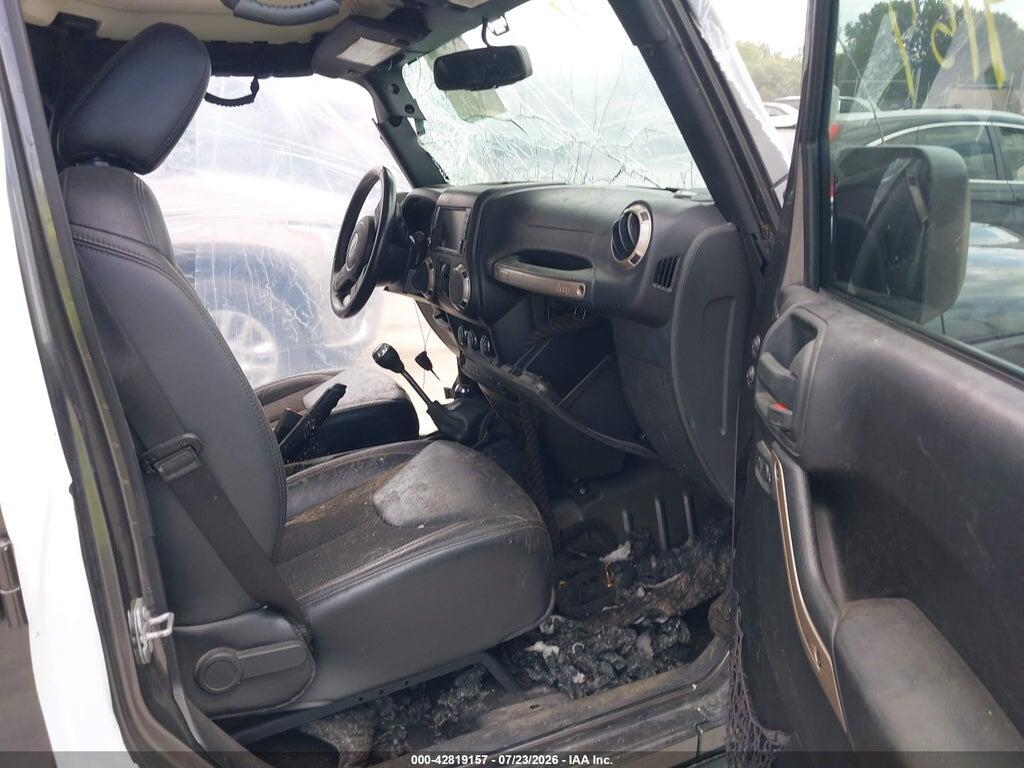 1C4BJWEG7GL322433 2016 JEEP WRANGLER UNLIMITED photo no. 5