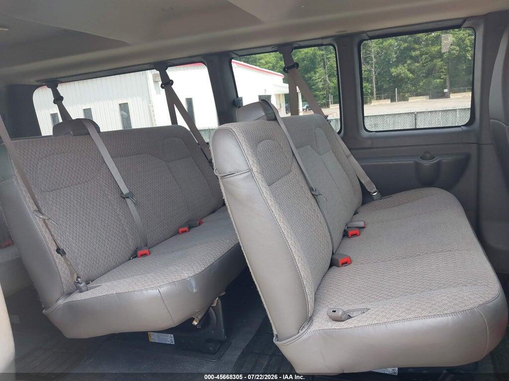 1GAZGPFF3G1253382 2016 CHEVROLET EXPRESS 3500 photo no. 8