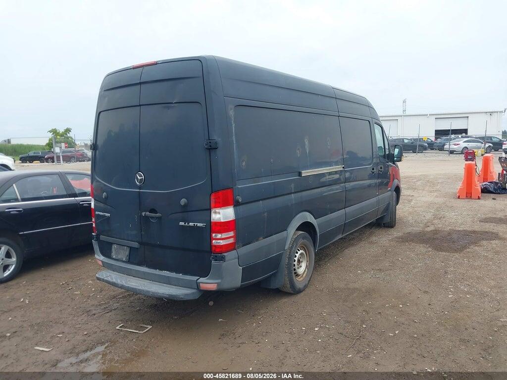WD3PE8DD2GP270757 2016 MERCEDES-BENZ SPRINTER 2500 photo no. 4