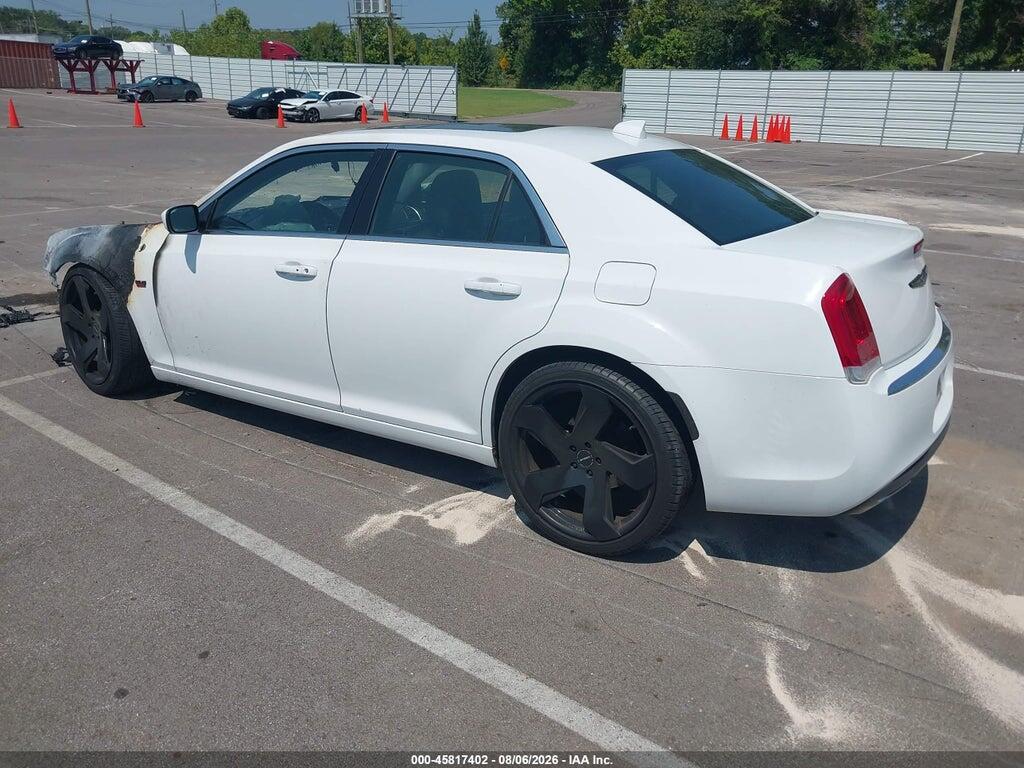 2C3CCAAG3GH229675 2016 CHRYSLER 300 photo no. 3