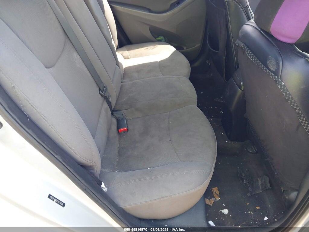 5NPDH4AE8GH674728 2016 HYUNDAI ELANTRA photo no. 8