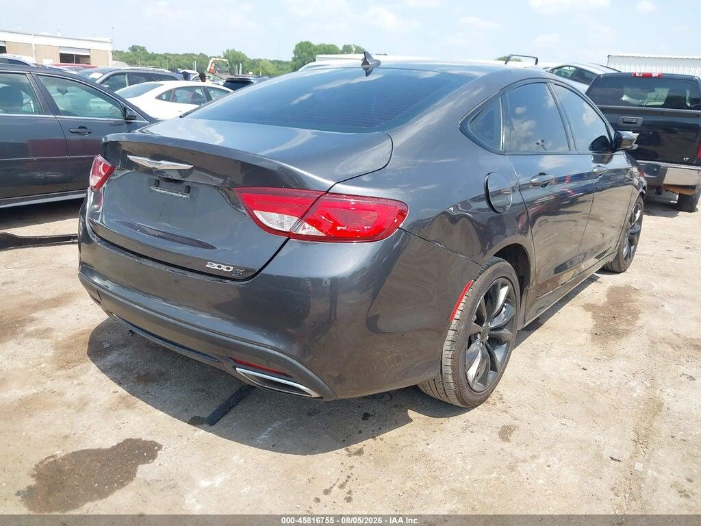 1C3CCCBG2GN114888 2016 CHRYSLER 200 photo no. 4