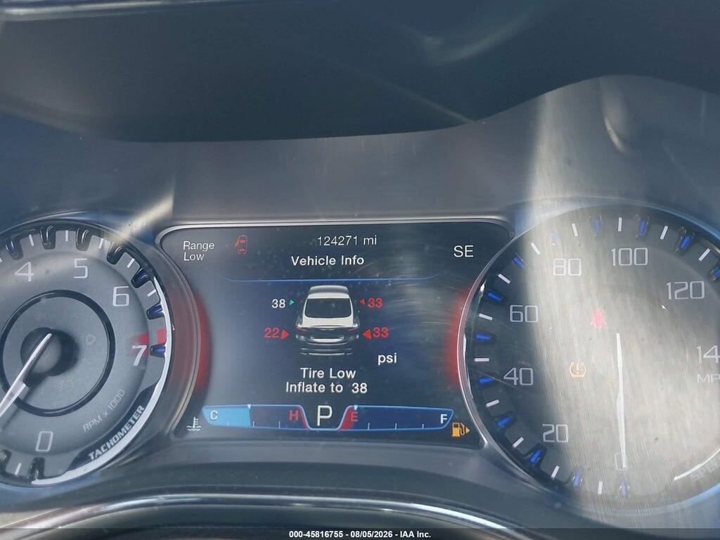1C3CCCBG2GN114888 2016 CHRYSLER 200 photo no. 7