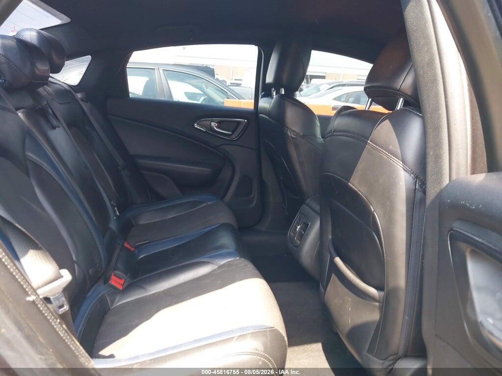 1C3CCCBG2GN114888 2016 CHRYSLER 200 photo no. 8