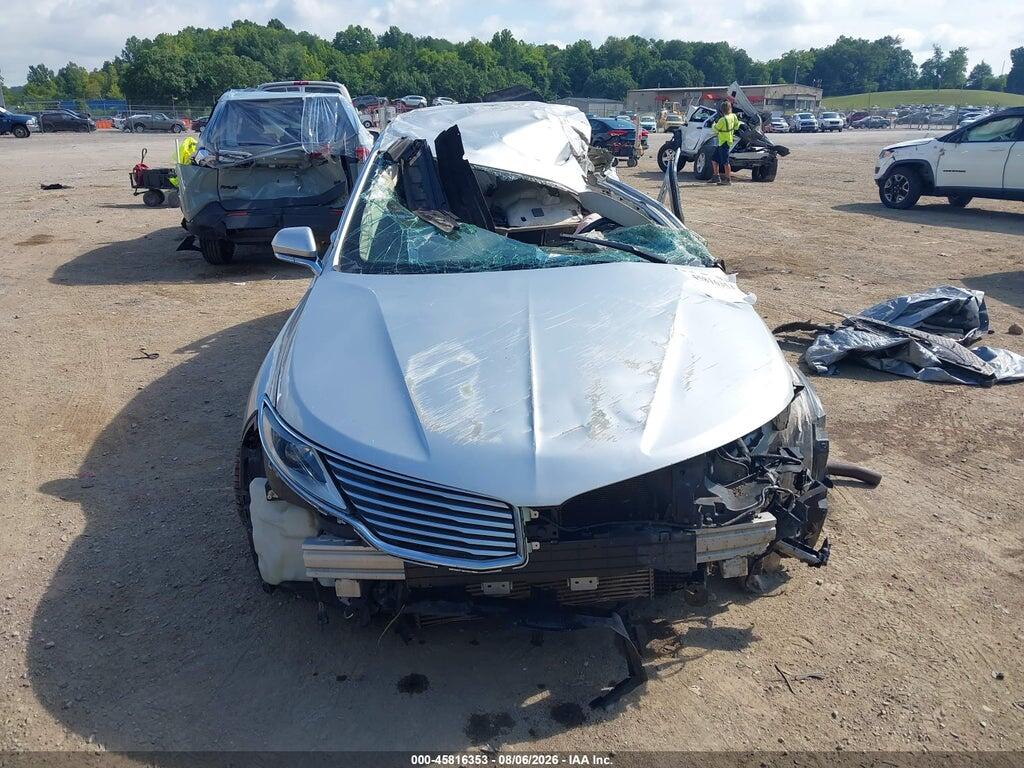 3LN6L2G92GR617052 2016 LINCOLN MKZ photo no. 11