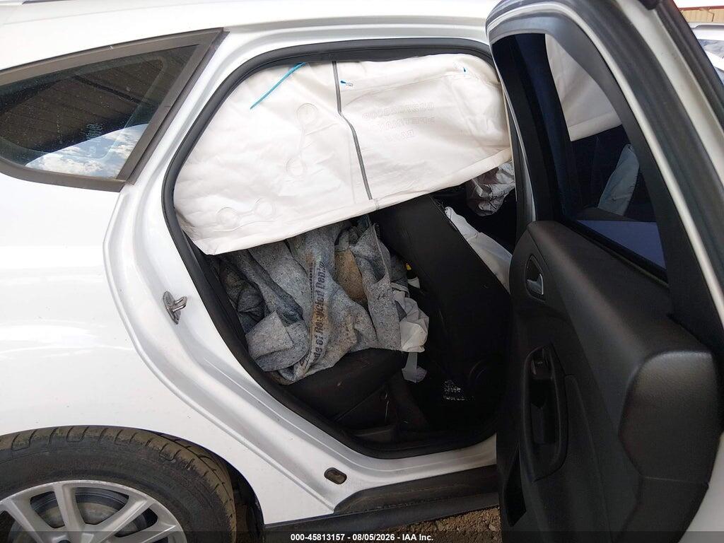 1FADP3K2XGL289951 2016 FORD FOCUS photo no. 8