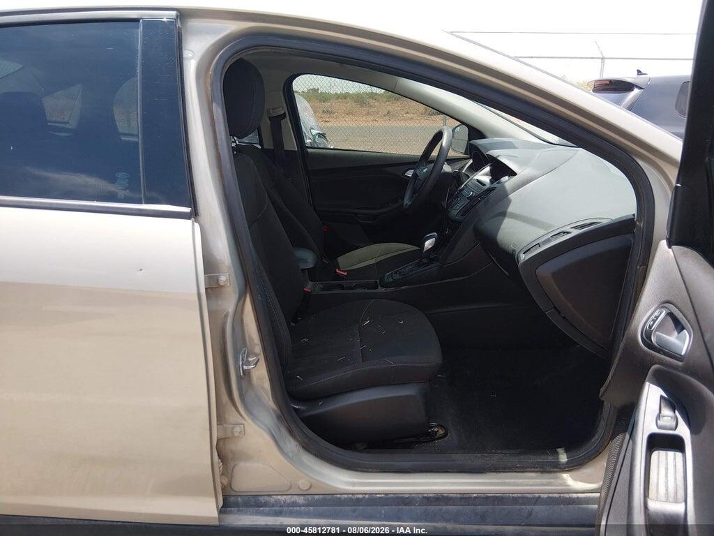 1FADP3F21GL364191 2016 FORD FOCUS photo no. 5