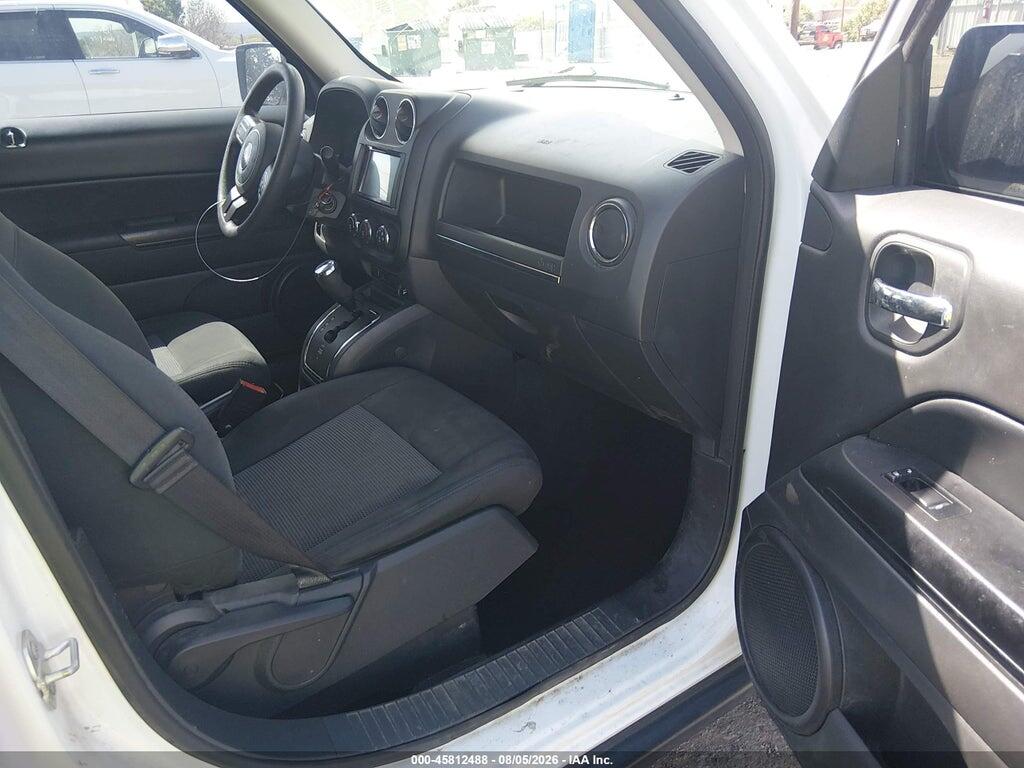 1C4NJPBBXGD763298 2016 JEEP PATRIOT photo no. 5