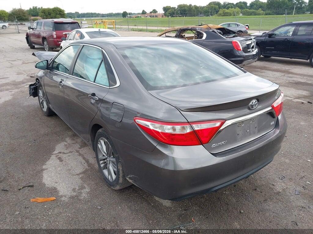 4T1BF1FK3GU195712 2016 TOYOTA CAMRY photo no. 3