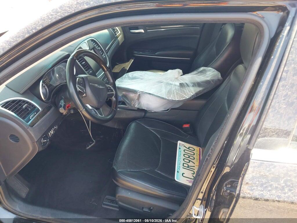 2C3CCAEG9GH324798 2016 CHRYSLER 300C photo no. 11