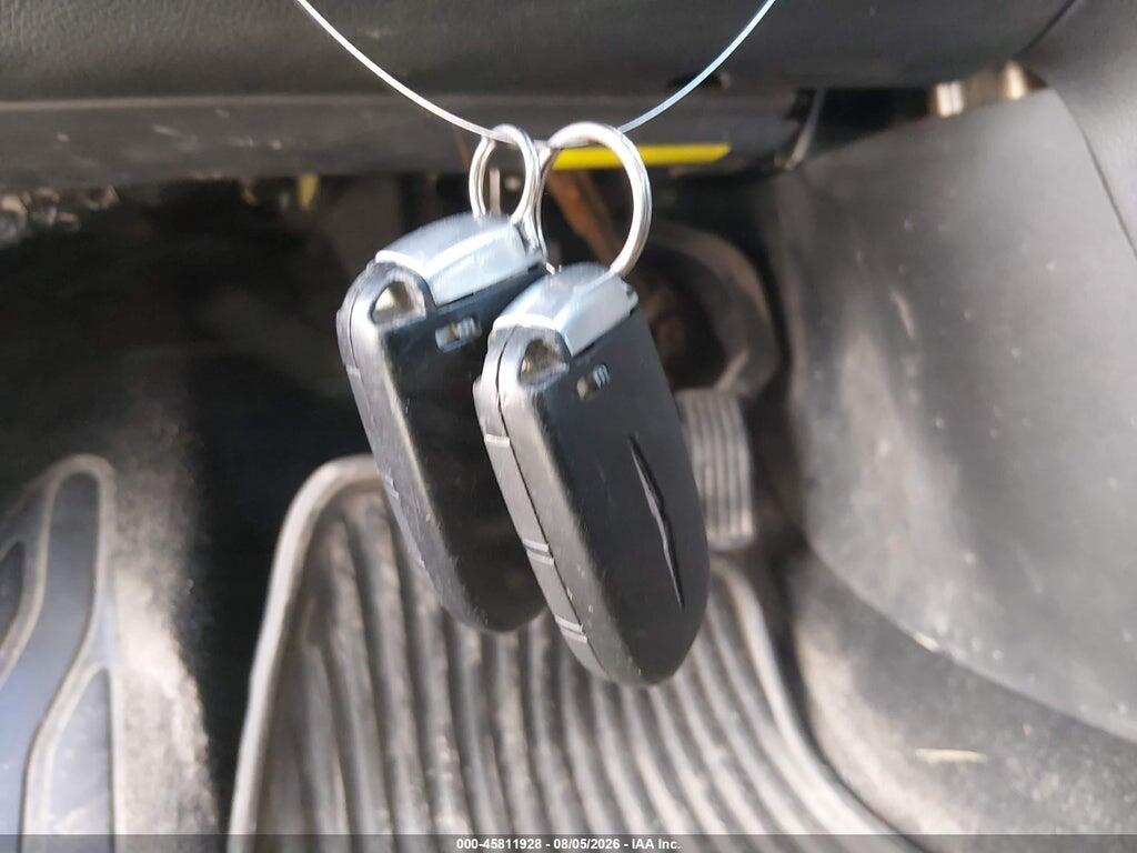 1C3CCCAB3GN170327 2016 CHRYSLER 200 photo no. 11