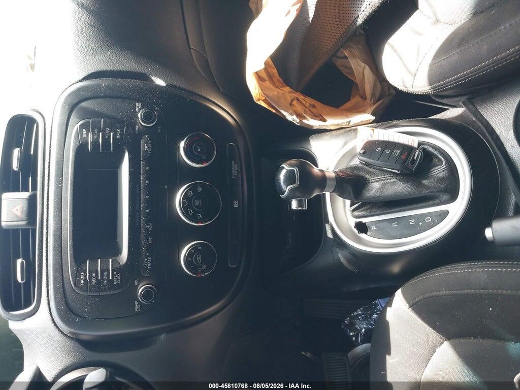 KNDJN2A22G7388710 2016 KIA SOUL photo no. 11