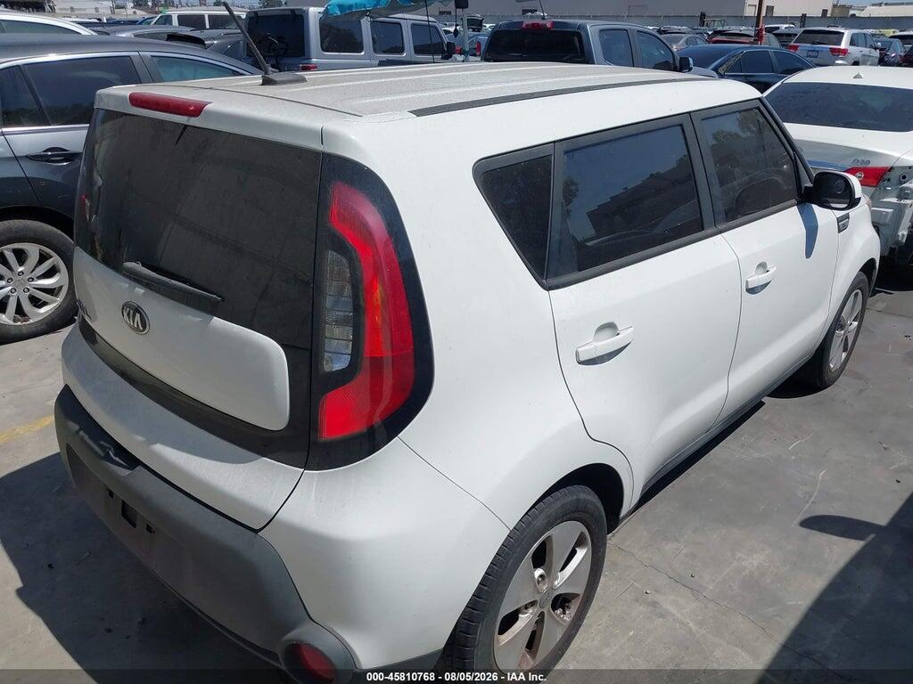 KNDJN2A22G7388710 2016 KIA SOUL photo no. 4