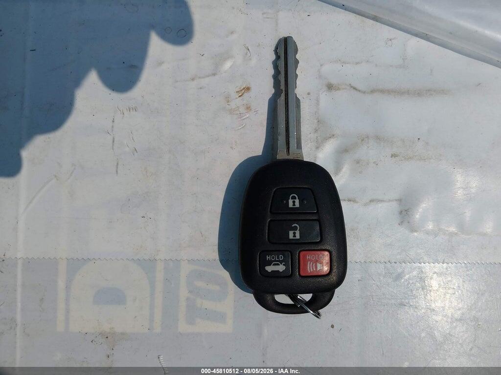 2T1BURHE5GC588740 2016 TOYOTA COROLLA photo no. 11