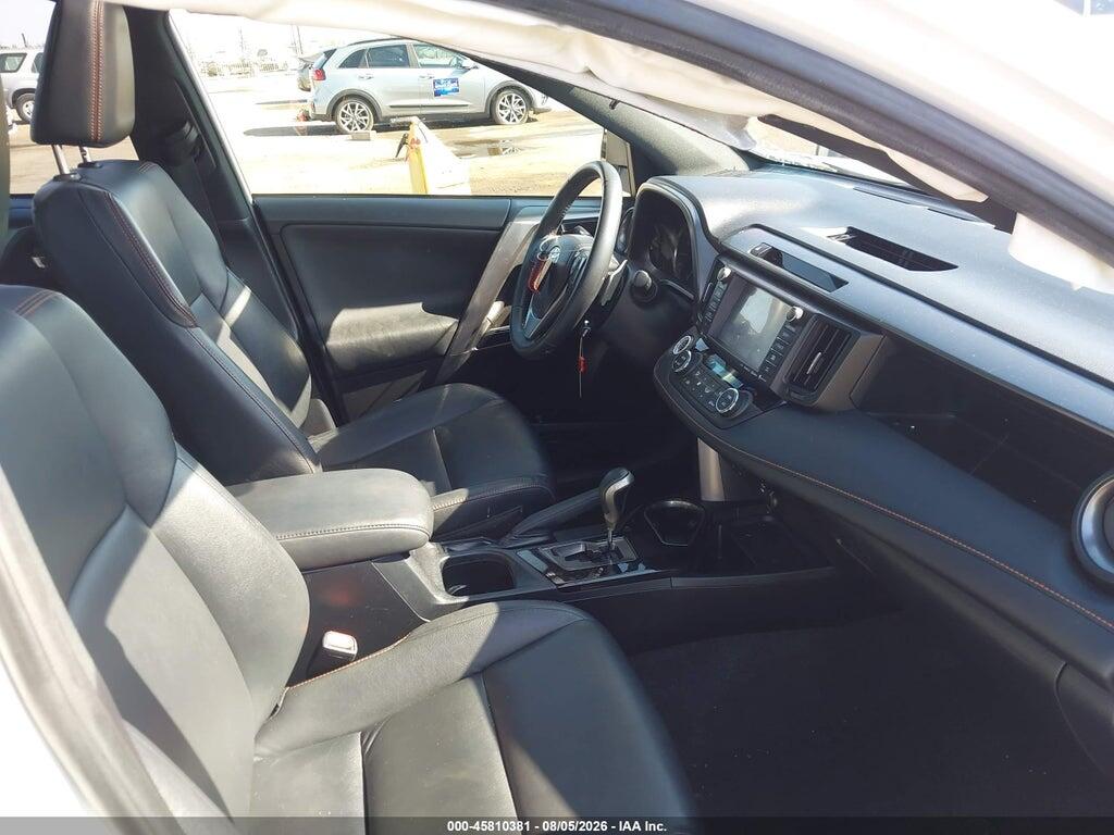 JTMJFREV9GD190329 2016 TOYOTA RAV4 photo no. 5