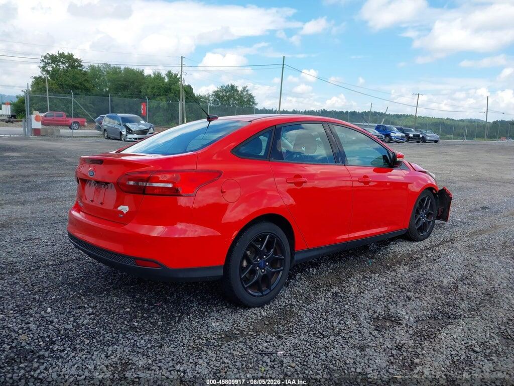 1FADP3F27GL316095 2016 FORD FOCUS photo no. 4