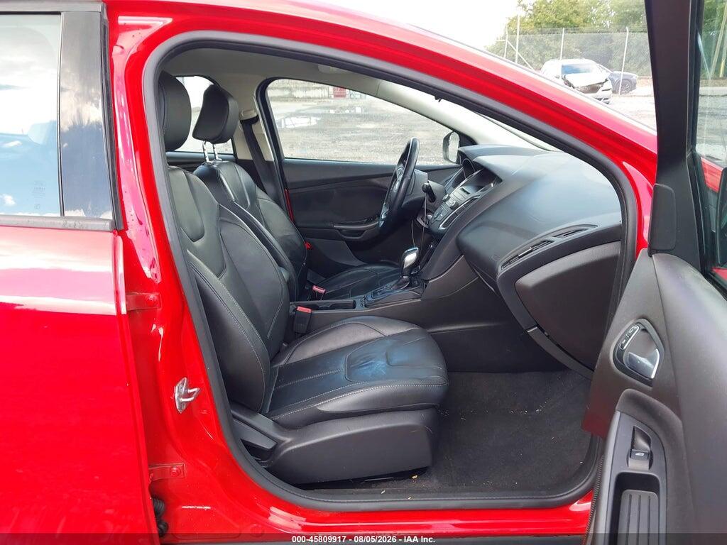 1FADP3F27GL316095 2016 FORD FOCUS photo no. 5
