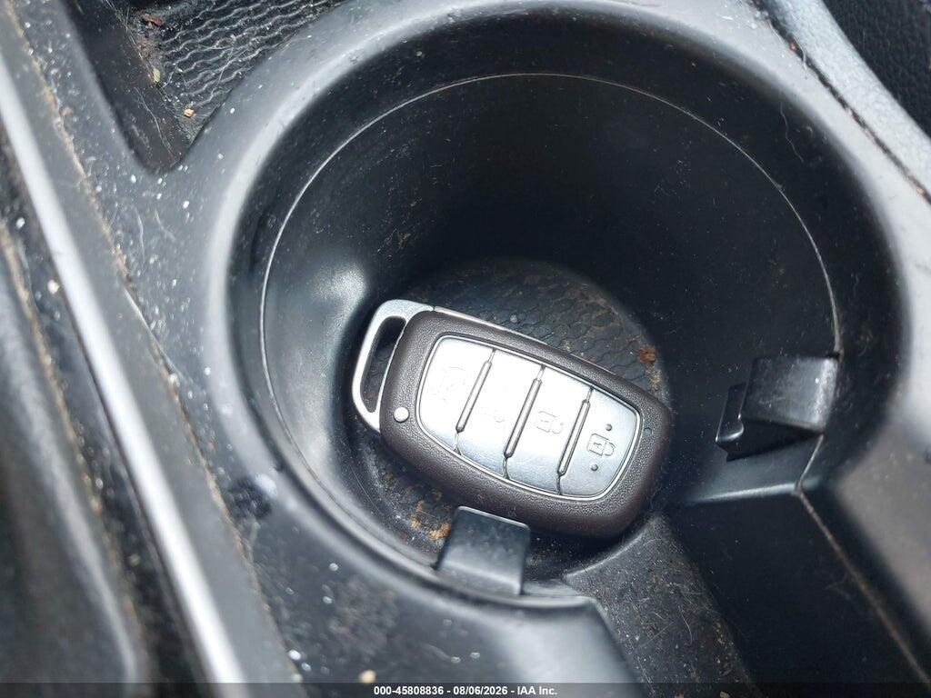 KM8J33A21GU038090 2016 HYUNDAI TUCSON photo no. 11