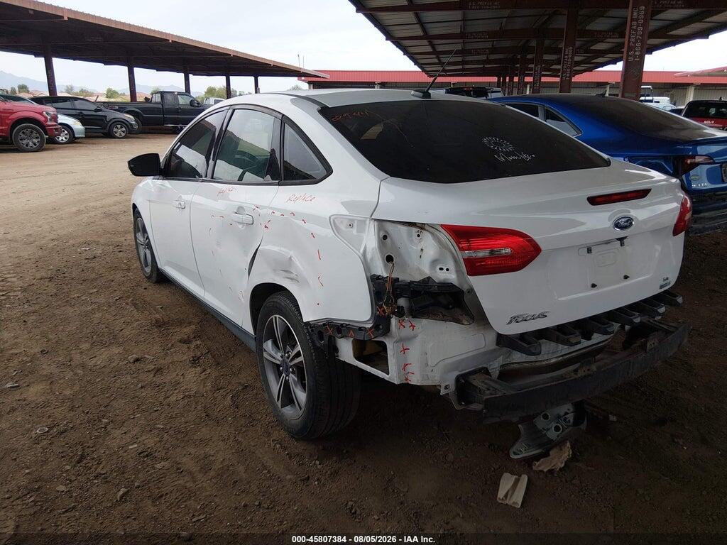 1FADP3FE3GL258562 2016 FORD FOCUS photo no. 3