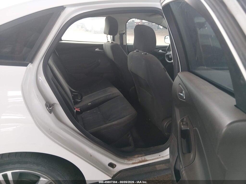 1FADP3FE3GL258562 2016 FORD FOCUS photo no. 8