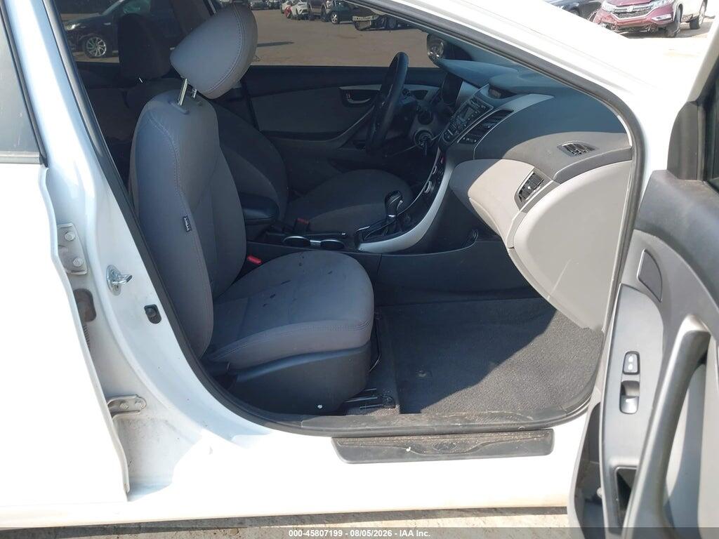 5NPDH4AE2GH678175 2016 HYUNDAI ELANTRA photo no. 5