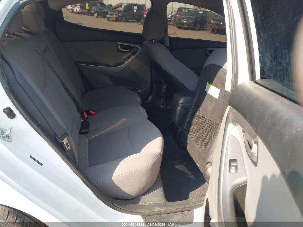 5NPDH4AE2GH678175 2016 HYUNDAI ELANTRA photo no. 8