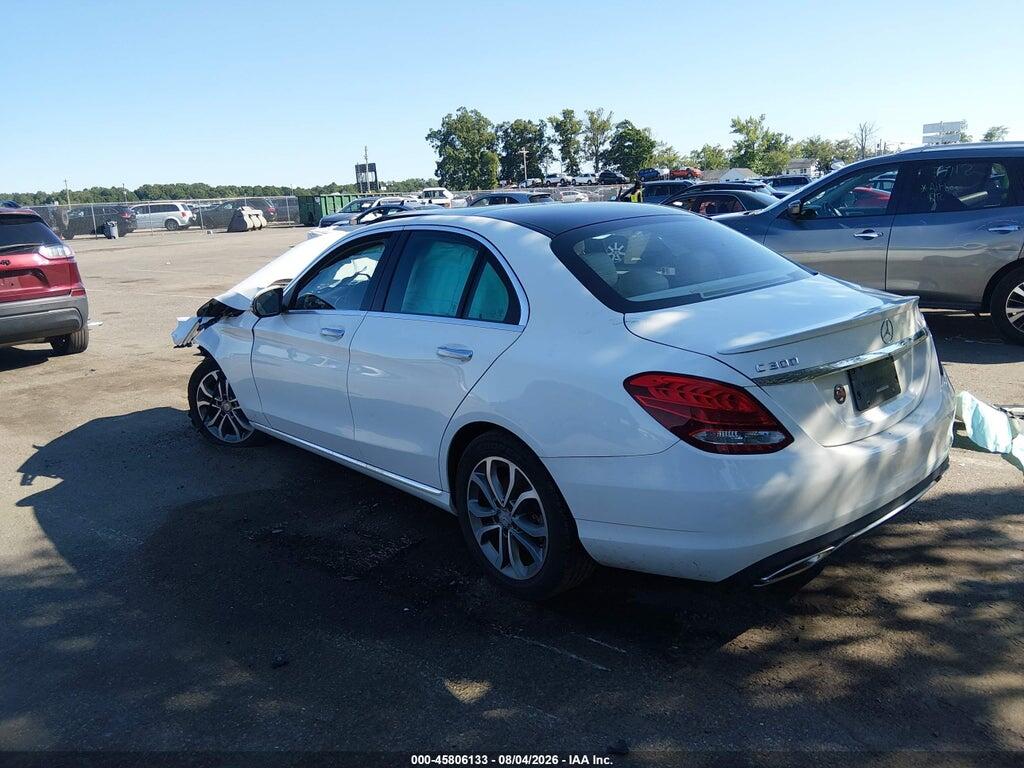 WDDWF4KB6GR133372 2016 MERCEDES-BENZ C 300 photo no. 3