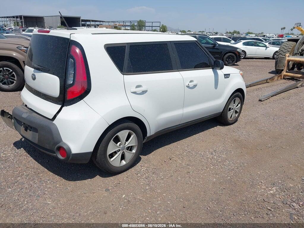 KNDJN2A28G7393216 2016 KIA SOUL photo no. 4