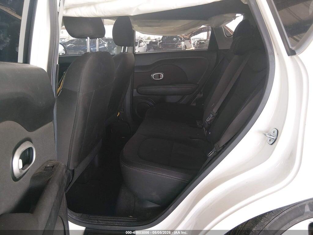 KNDJN2A28G7393216 2016 KIA SOUL photo no. 8