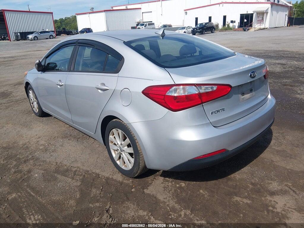 KNAFX4A61G5575282 2016 KIA FORTE photo no. 3