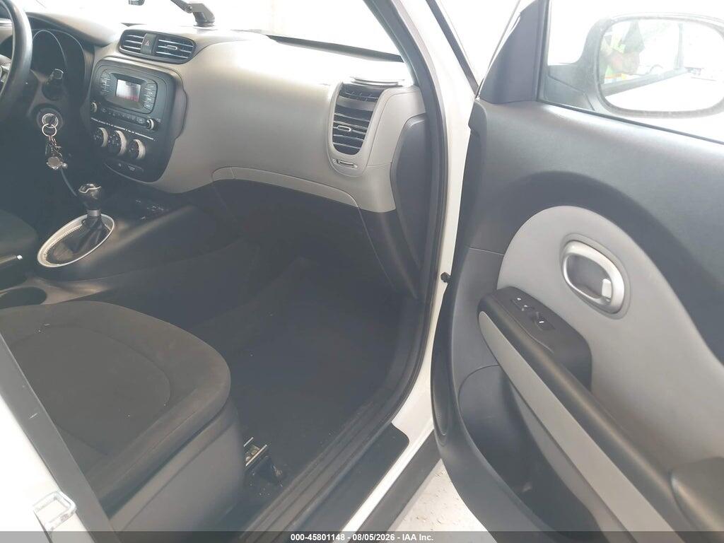 KNDJN2A21G7828755 2016 KIA SOUL photo no. 5