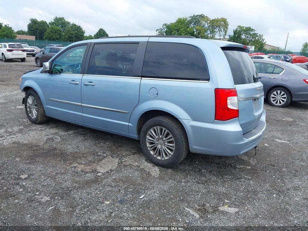 2C4RC1CG3GR240432 2016 CHRYSLER TOWN & COUNTRY photo no. 3