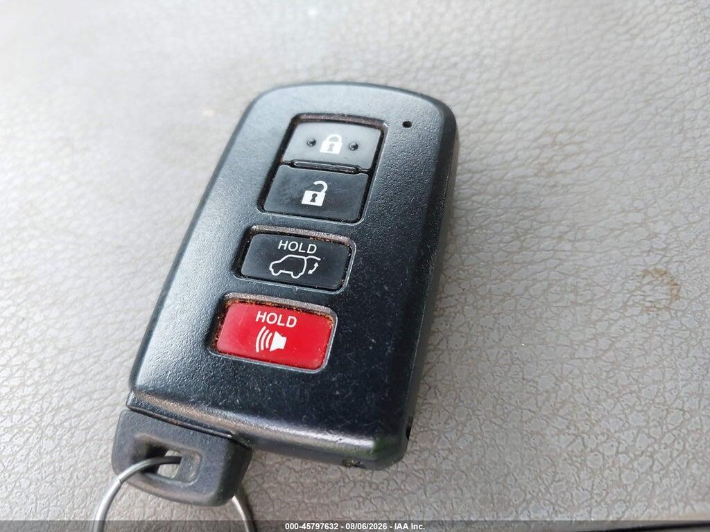 5TDKKRFH6GS147404 2016 TOYOTA HIGHLANDER photo no. 11