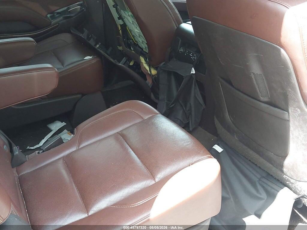 1GNSKJKC2GR373781 2016 CHEVROLET SUBURBAN photo no. 8