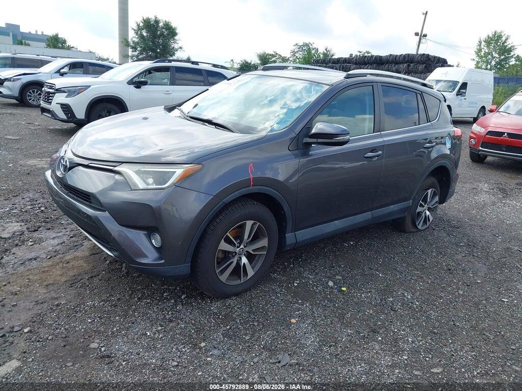 2T3RFREV7GW500290 2016 TOYOTA RAV4 photo no. 2