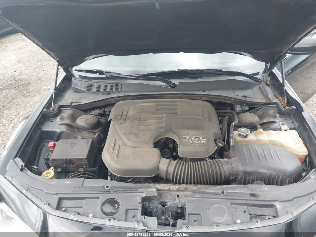 2C3CCARG0GH270298 2016 CHRYSLER 300 photo no. 10