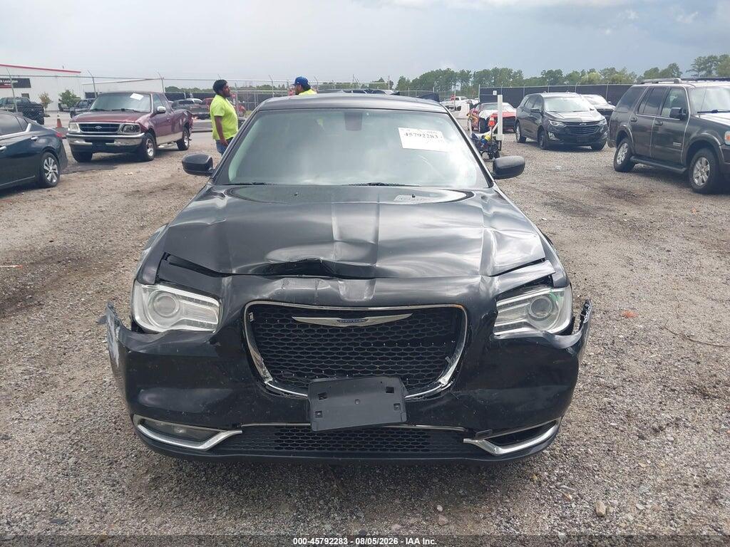2C3CCARG0GH270298 2016 CHRYSLER 300 photo no. 12