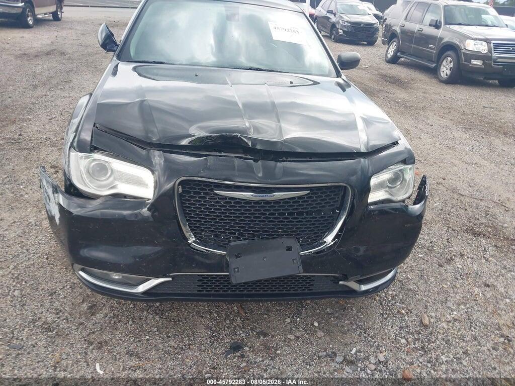 2C3CCARG0GH270298 2016 CHRYSLER 300 photo no. 6