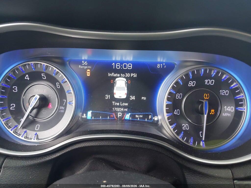2C3CCARG0GH270298 2016 CHRYSLER 300 photo no. 7