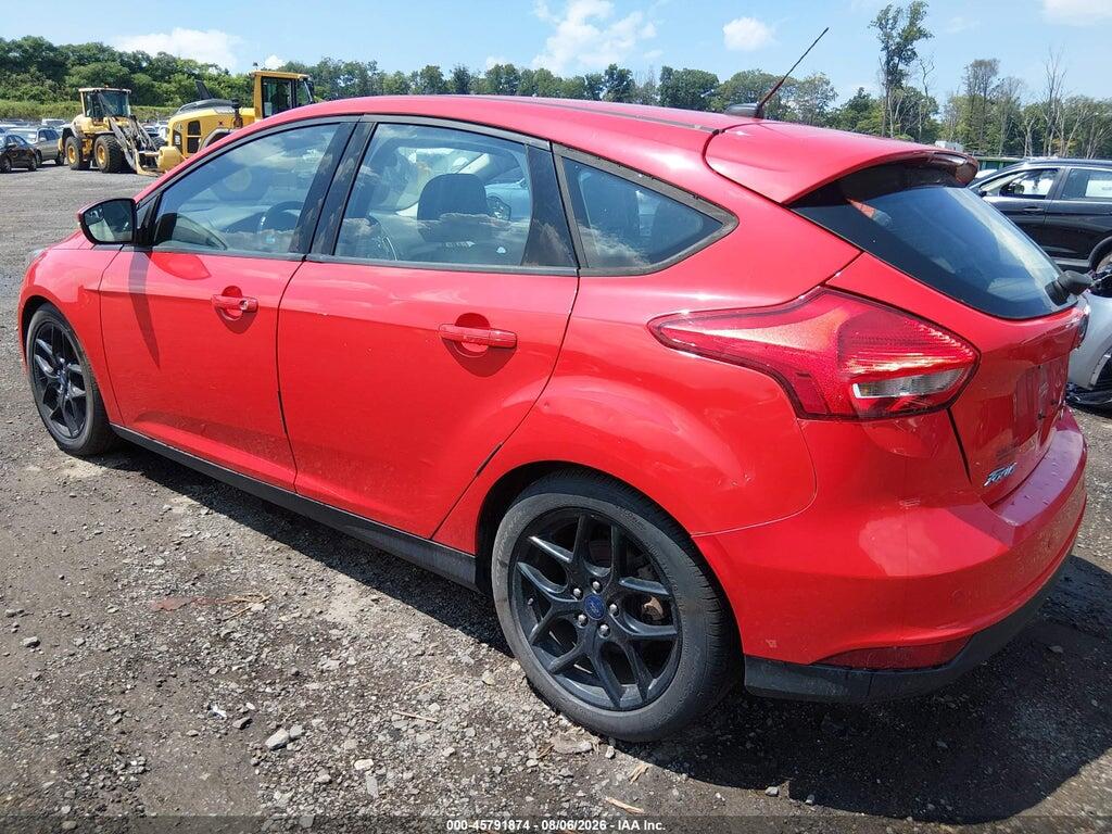 1FADP3K23GL307562 2016 FORD FOCUS photo no. 3