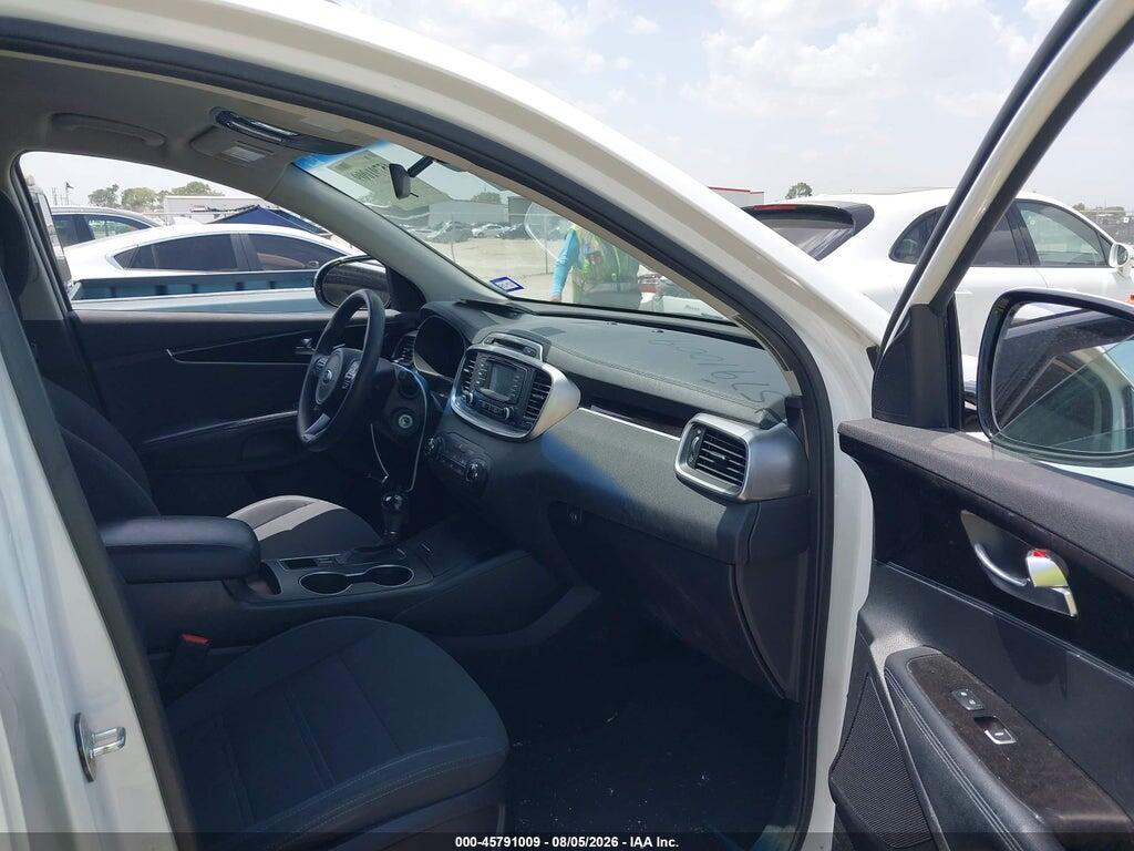 5XYPGDA5XGG130500 2016 KIA SORENTO photo no. 5