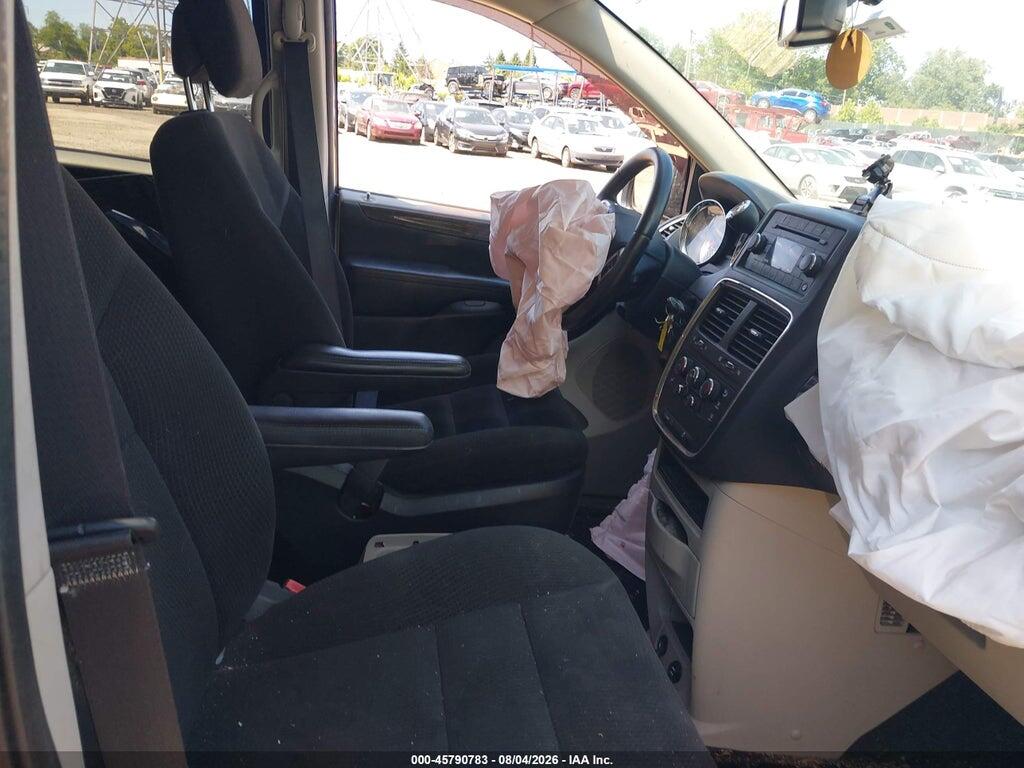 2C4RDGBG4GR197155 2016 DODGE GRAND CARAVAN photo no. 5