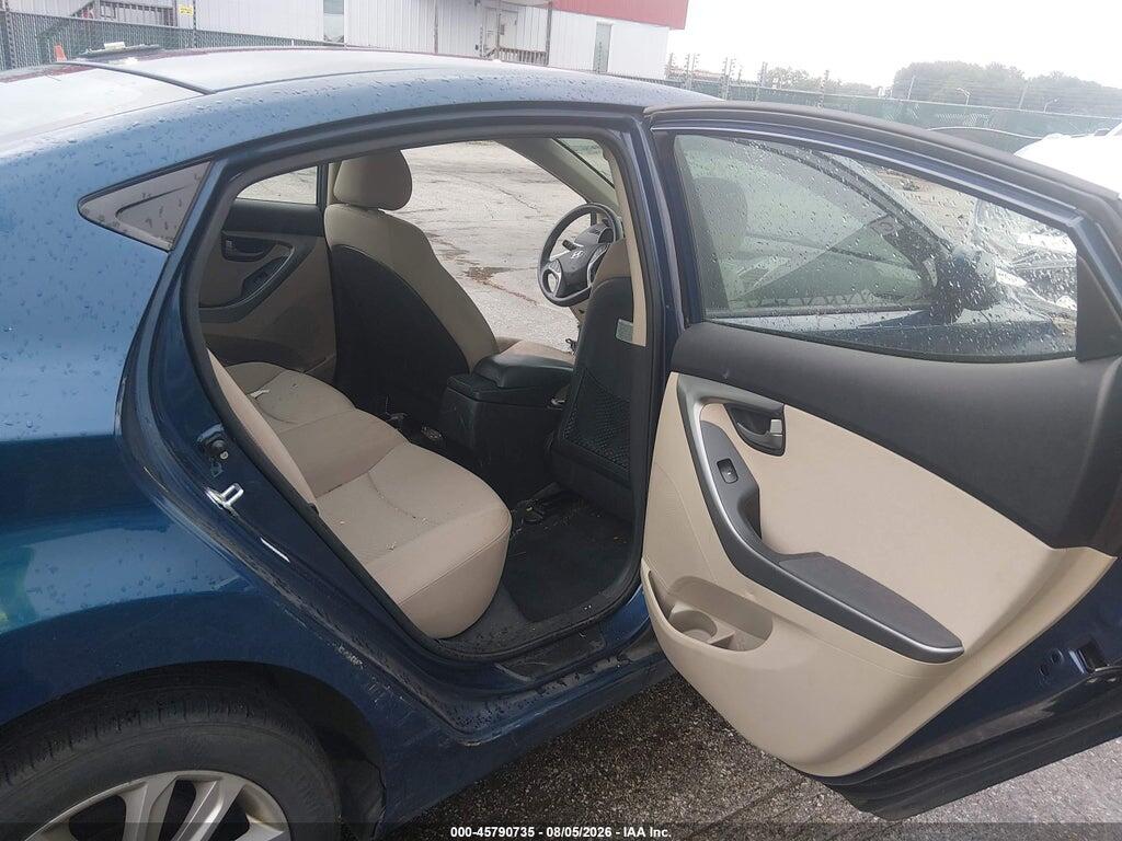 KMHDH4AE9GU557015 2016 HYUNDAI ELANTRA photo no. 8